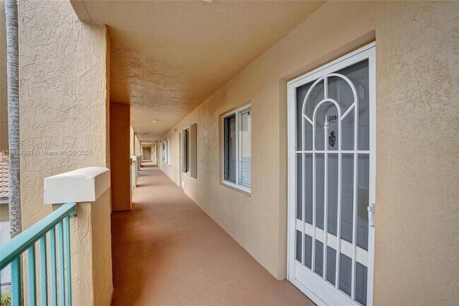 Foto del edificio - 12547 Imperial Isle Dr