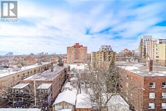 Building Photo - 1500 Bathurst St
