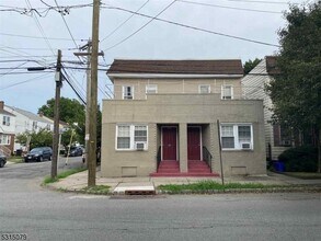Building Photo - 26 Harrison St