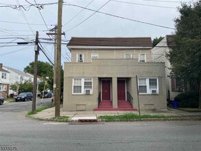 Building Photo - 26 Harrison St