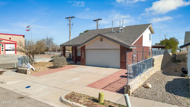 Building Photo - 11330 Loma Del Sol Dr