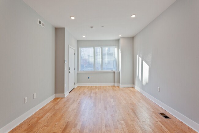Building Photo - 2614 Cecil B Moore Ave