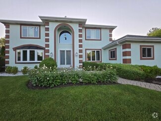Building Photo - 25805 N Arrowhead Dr