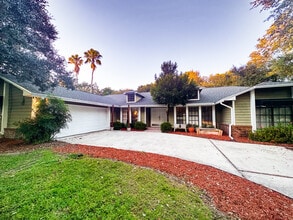 Building Photo - 1577 Compass Ct