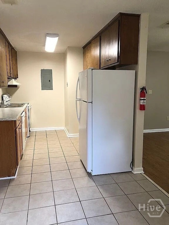 Building Photo - 370 Jockey Club Dr