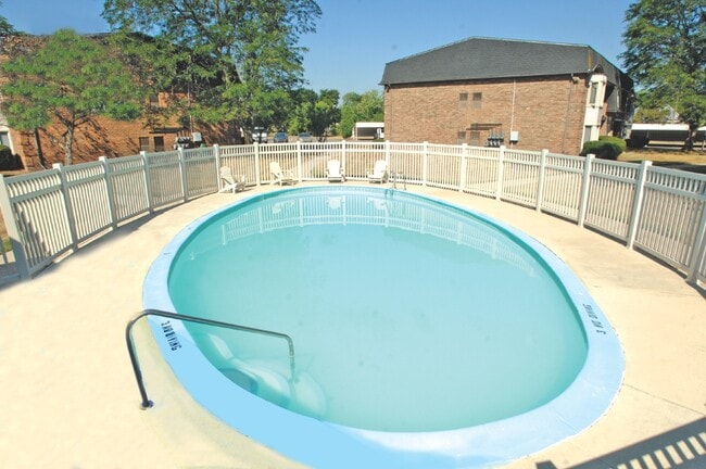Building Photo - Arbor Circle Apartments