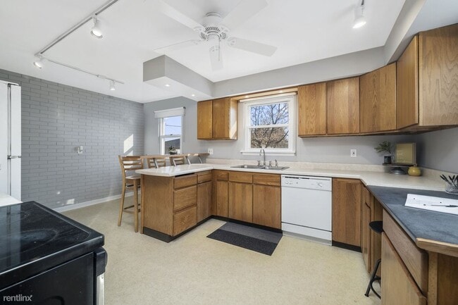 Building Photo - 3 br, 2 bath House - 1206 N William St