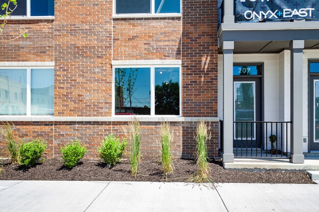 Entrance - 727 N Illinois St