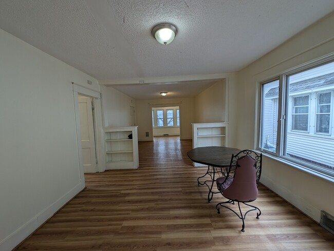 Building Photo - 56 Randolph Ave