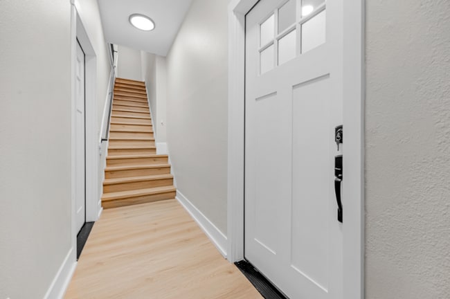 Building Photo - 1412 23rd St