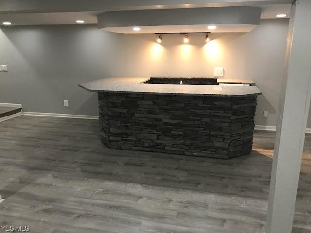 Building Photo - 264 Pickwick Dr