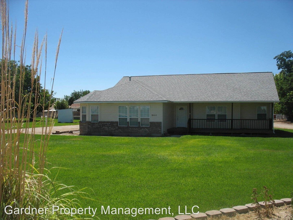 Primary Photo - 3111 Southside Blvd