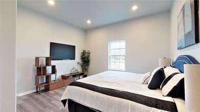 Building Photo - 4924 Paradigm Ln