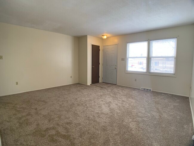 Foto del edificio - 3103 E 7th St