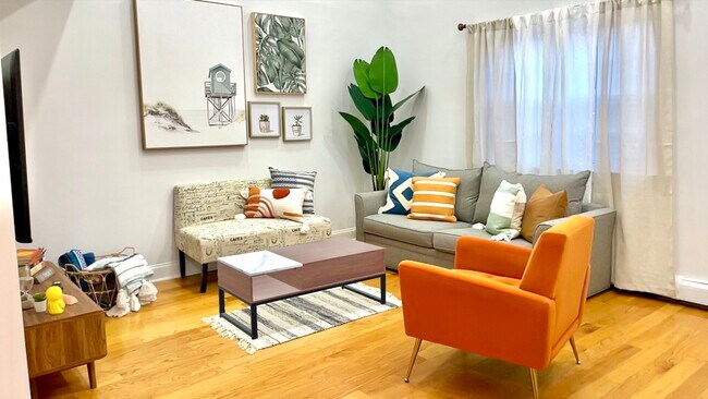 Foto del edificio - 10714 166th St