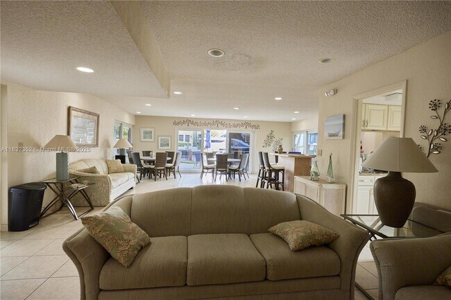 Foto del edificio - 1391 S Ocean Blvd