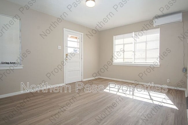 Building Photo - 1309 Chadbourne St