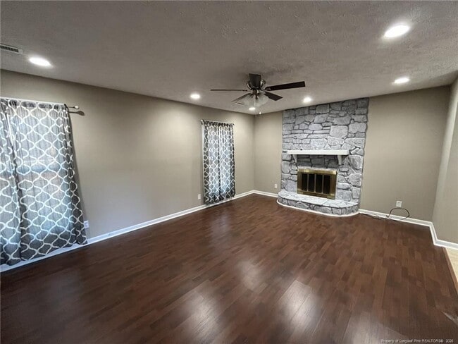 Building Photo - 3002 Folkstone Cir