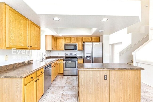 Building Photo - 9649 W Mission Ln