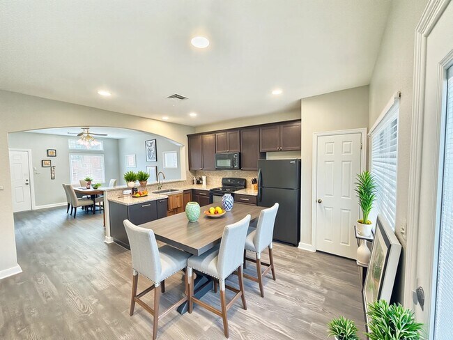 Building Photo - 56 Woodland Hills Dr