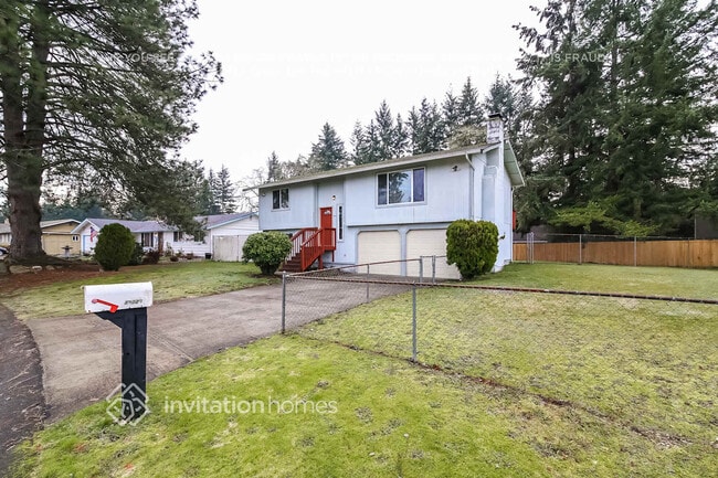 Building Photo - 1002 151st St E