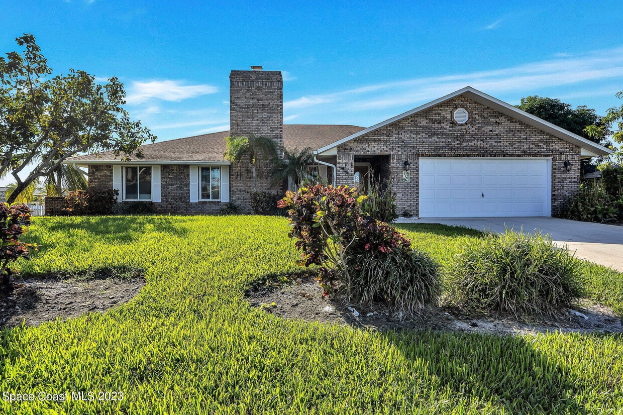 419 Arrowhead Ln  