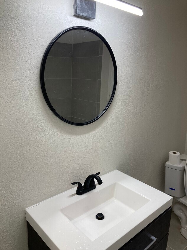 Foto del edificio - 948 Golden Leaf Way