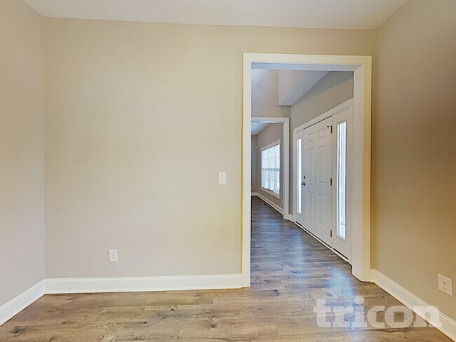 Foto del edificio - 465 Hunter Way