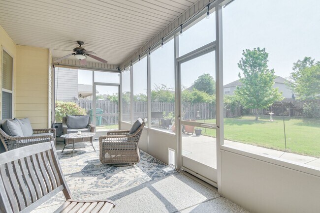 Foto del edificio - 5 Bedroom 3 Bathroom Home in Crawford Creek