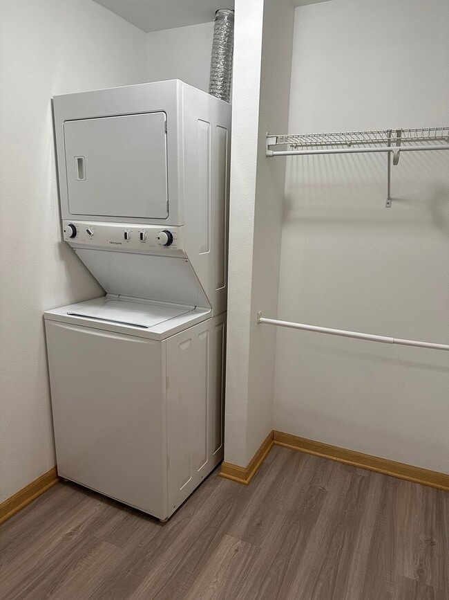Interior Photo - Woodland Commons Madison