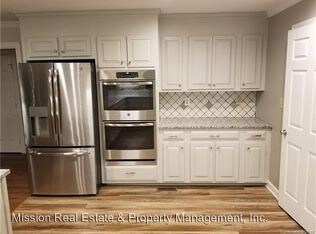 Building Photo - 3 br, 2 bath House - 9932 Heritage Oak Ln.