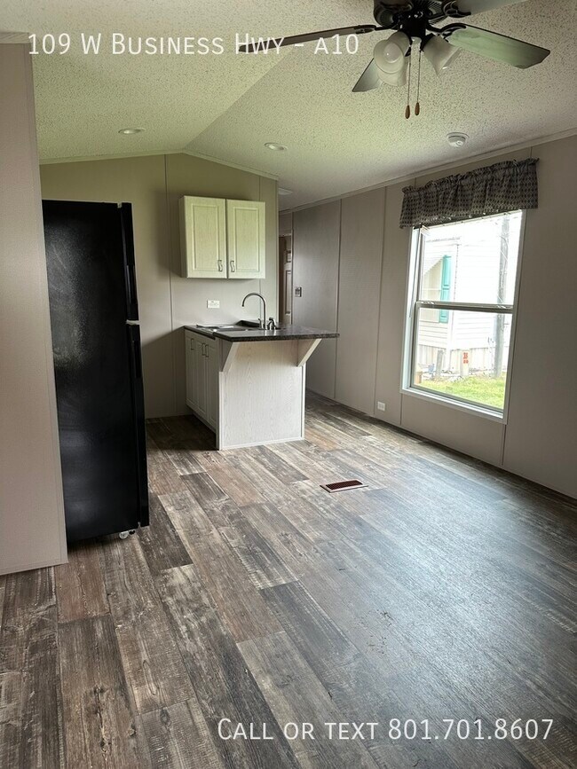 Building Photo - New Mobile home