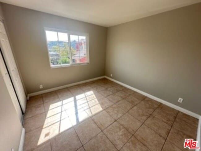 Building Photo - 6137 Toltec Way