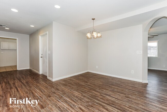 Foto del edificio - 1010 W 4th Pl