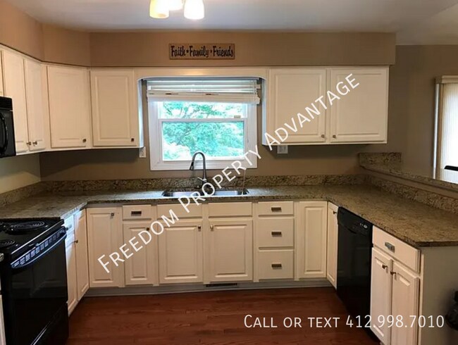 Foto del edificio - 167 Profio Rd