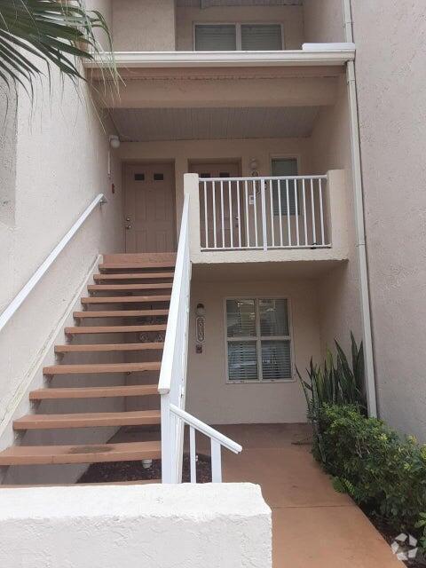 Building Photo - 20304 Glenmoor Dr