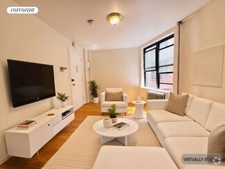 Building Photo - 180 Borinquen Pl