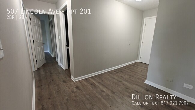 Foto del edificio - 507 Lincoln Ave