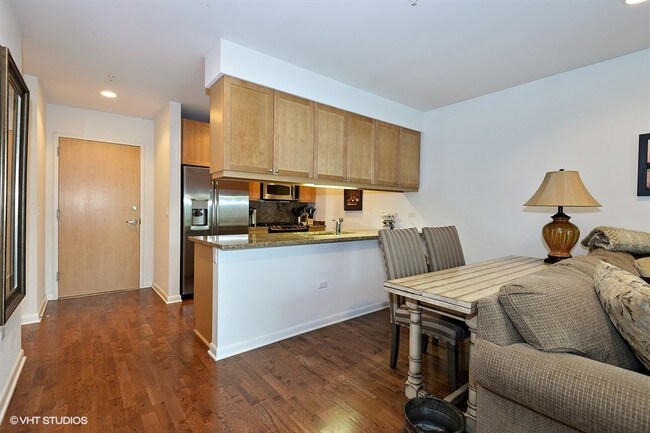 Foto del edificio - 1720 Oak Ave