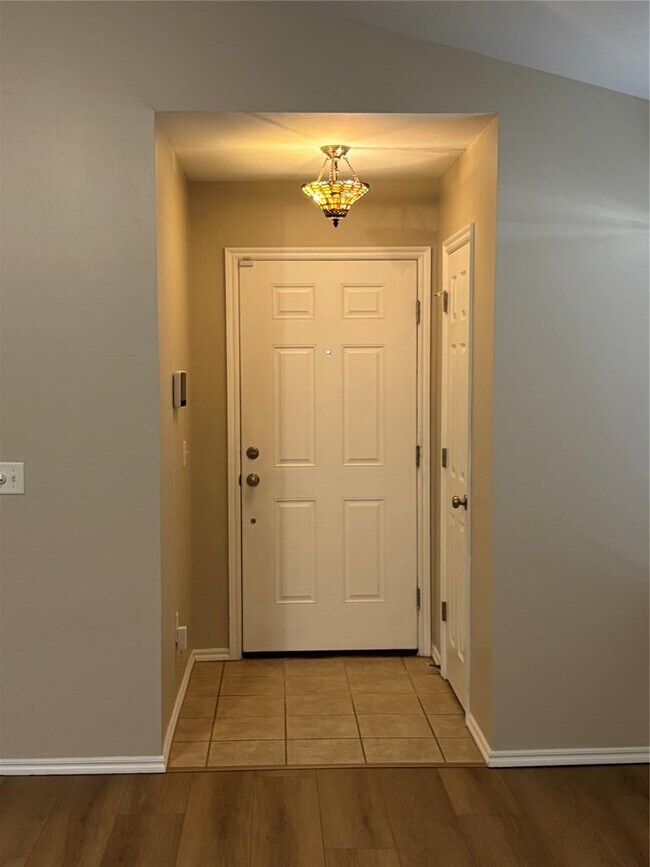 Foto del edificio - 3005 Grant Rd