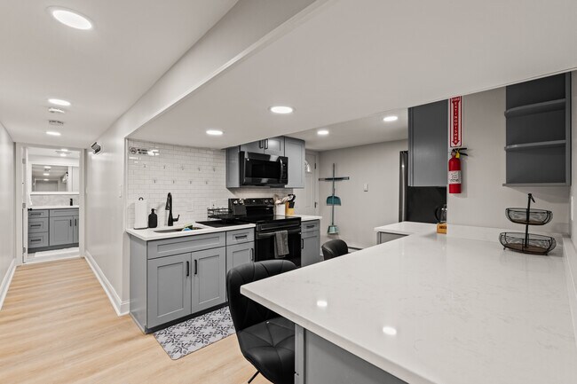 Cocina - 613 Harvard St NW