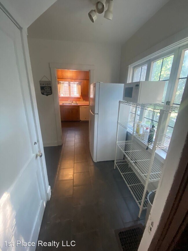 Foto del edificio - 7 br, 2 bath House - 1994 Iuka Avenue