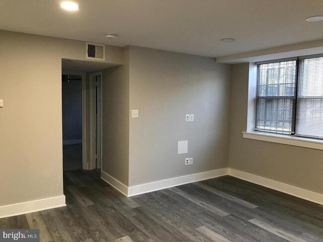 Foto del edificio - 212 Oakwood St SE