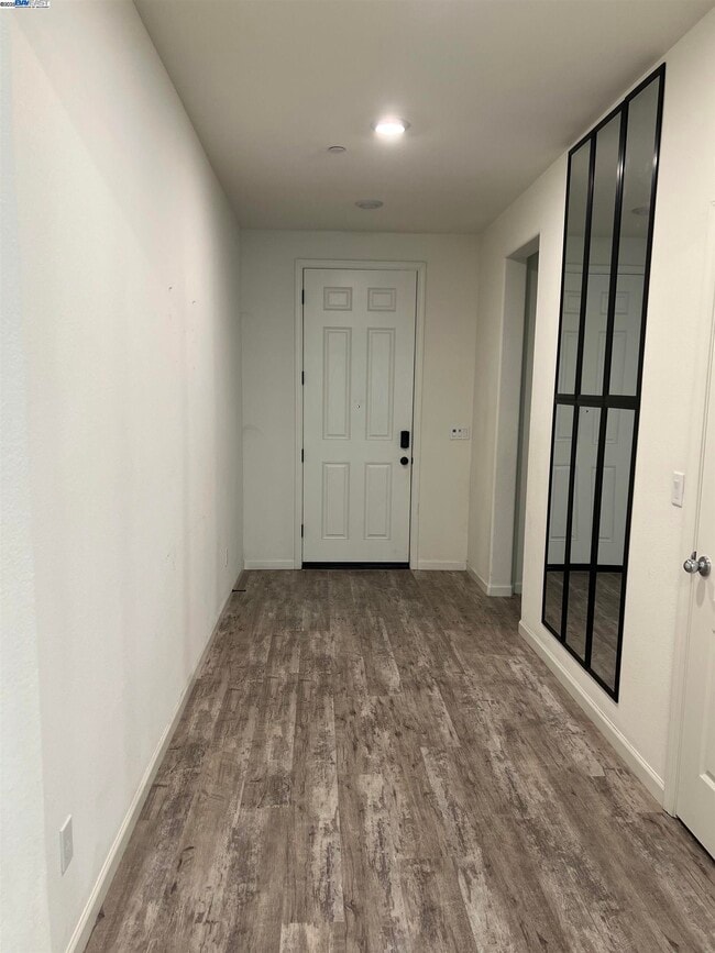 Building Photo - 5463 Alvar Lp