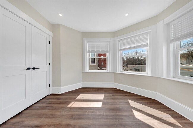 Foto del edificio - 105 School St