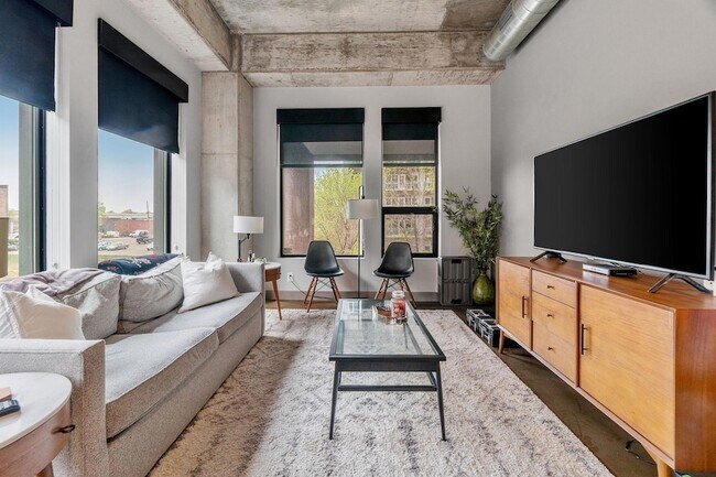 Foto del edificio - 728 N 3rd St