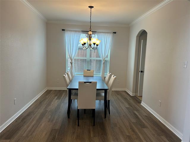Foto del edificio - 16117 Harper Rd
