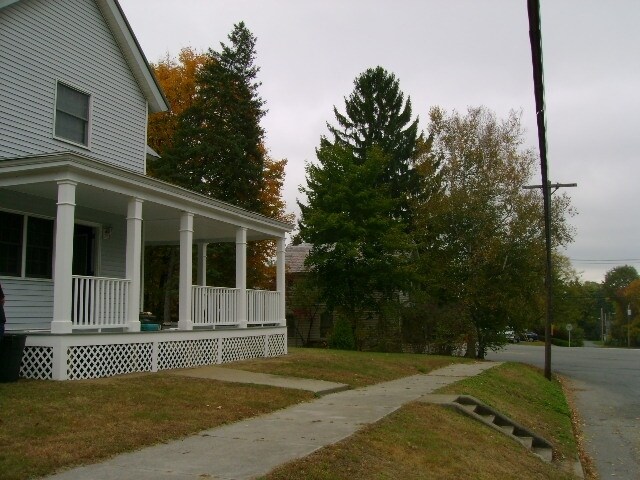 Building Photo - 37 E North St