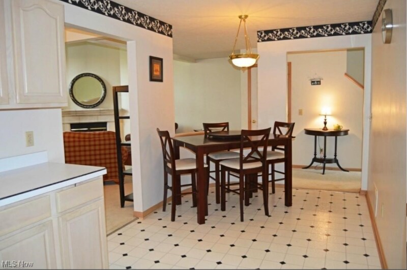 16548 Sunwood Oval Strongsville, OH 44136 – photo 4
