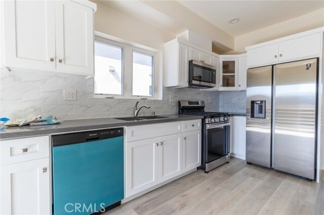 Building Photo - 5130 Riverton Ave